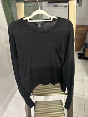 Banana Republic Black Long-Sleeve Pocket Tee